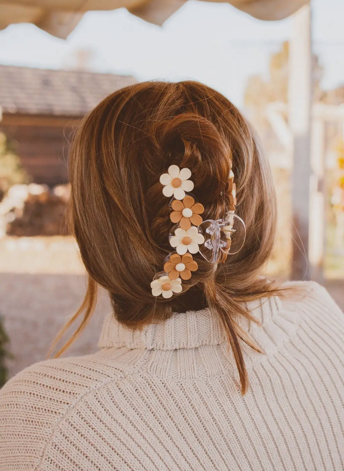 Neutral Blossom Hair Clip