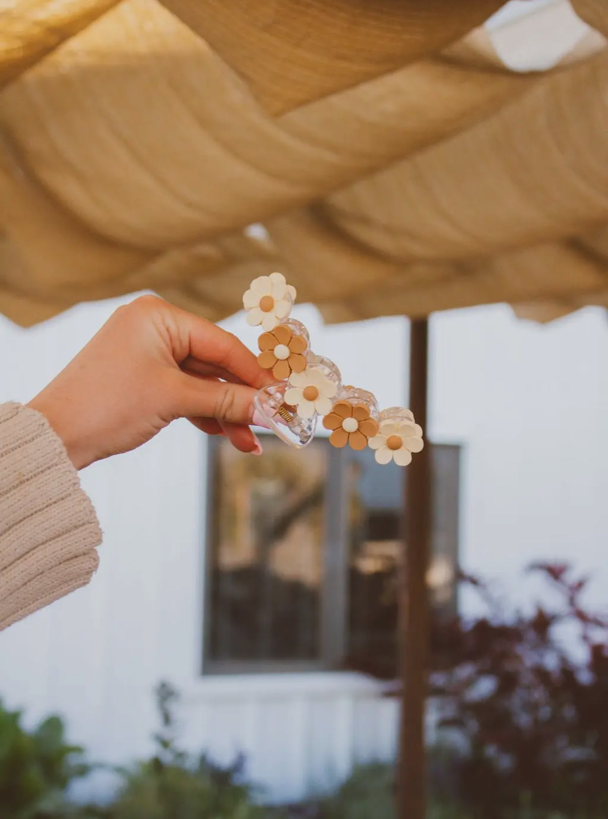 Neutral Blossom Hair Clip